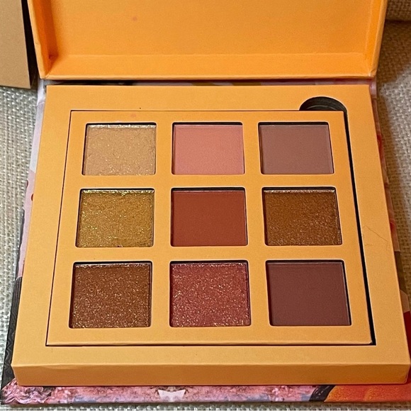 NIB PLEY BEAUTY Pleyer Palette 9 Shade Eyeshadow Collection in Golden Girl - Picture 5 of 6